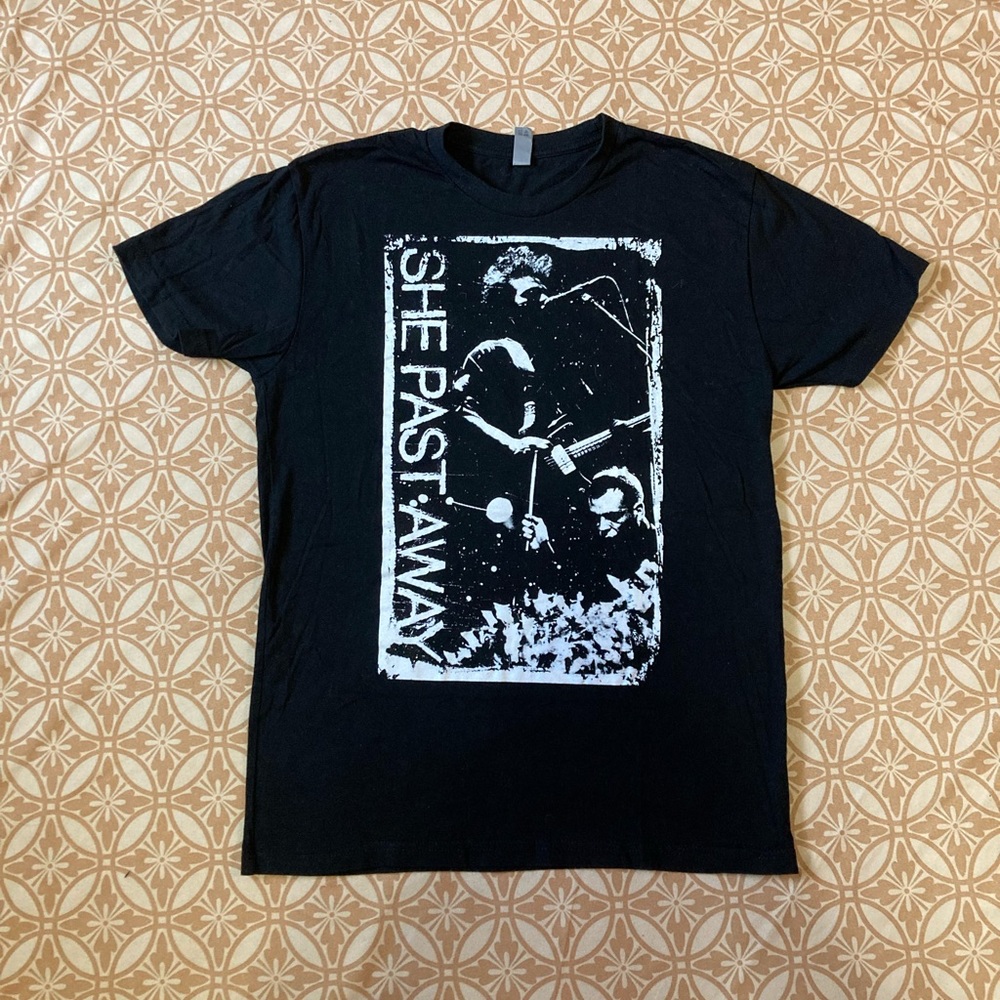 She Past Away tour shirt 2019 Size Small (mens).